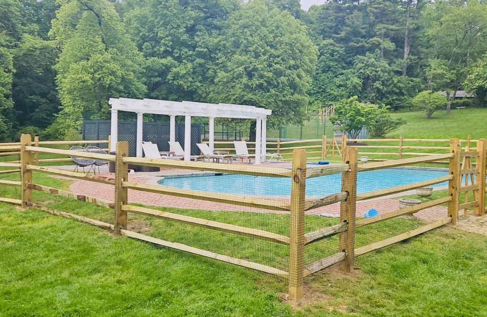 Pool Fence Installation